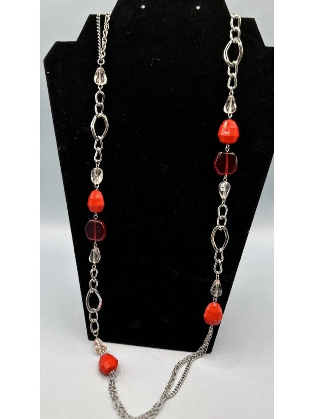 Vintage Red And Clear Acrylic Glass Bead And Silver Tone Necklace 19”